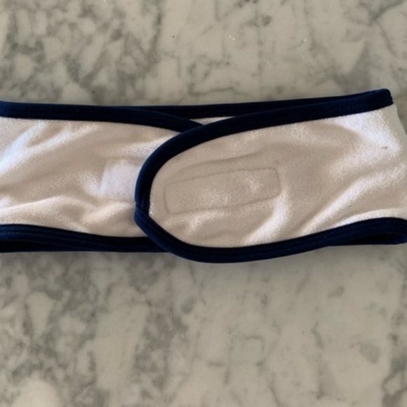 Kiehl's Spa Headband - Picture 3 of 3